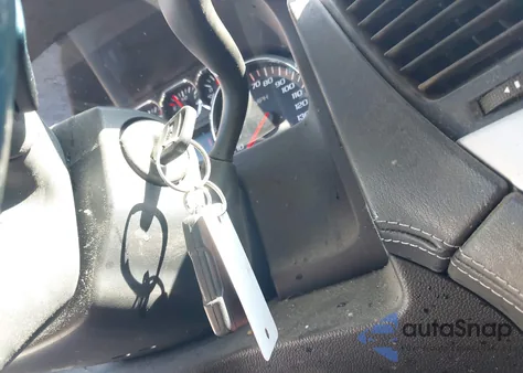 2015 GMC Yukon Xl 1500 Sle z USA, uszkodzony, nr VIN 1GKS2GKC5FR158782